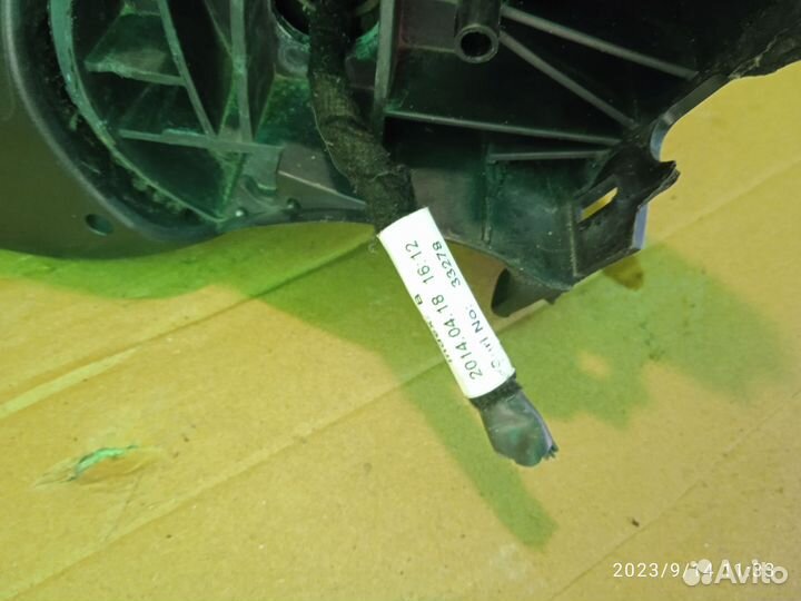 Корпус правого зеркала Тойота 180