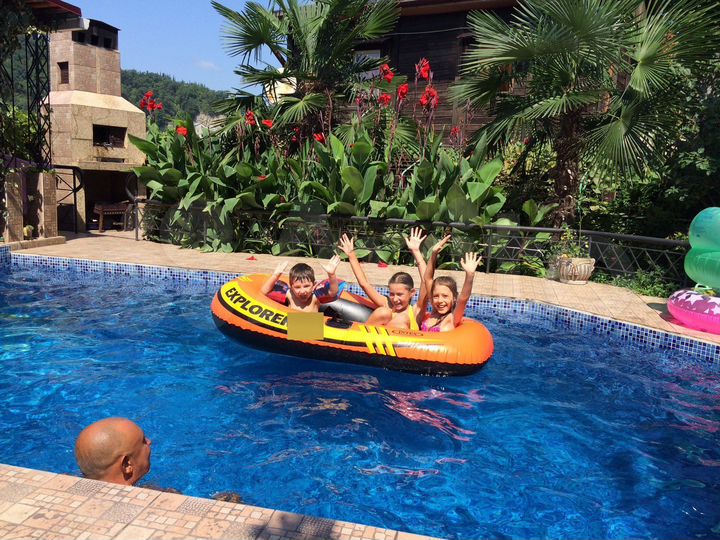 Комната 18 м² в 3-к., 2/3 эт.