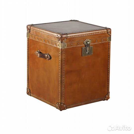 Сундук из кожи
