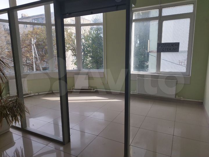 Свободного назначения, 100 м²