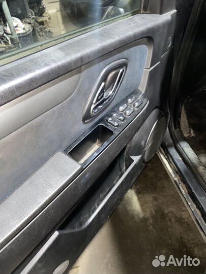 Элементы салона салон ford escape 2