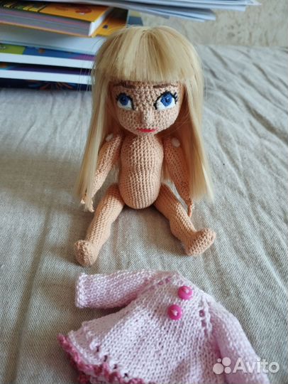 Кукла вязанная ручной работы 15 см