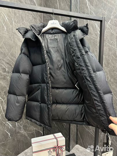 Пуховик moncler