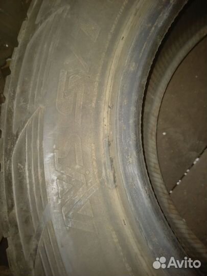 Yokohama AVS S/T type-1 V801 245/70 R16