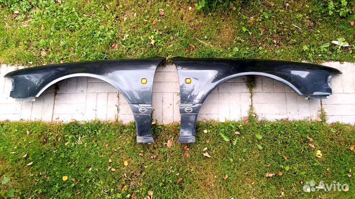 Передние крылья Audi A8 D2/Audi S8 D2 дорестайлинг