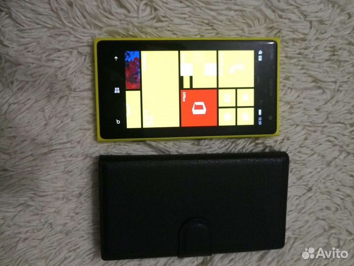 Телефон Microsoft