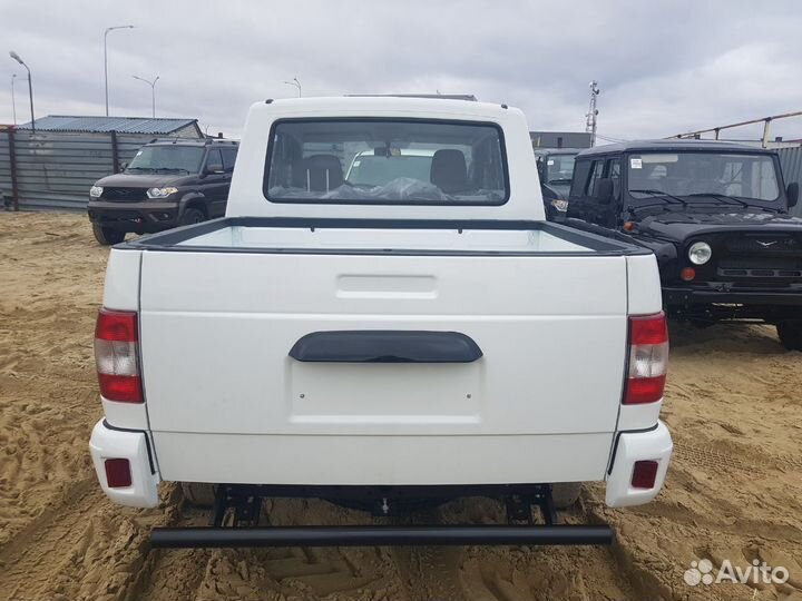 УАЗ Pickup 2.7 МТ, 2023