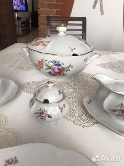 Предметы из столового сервиза, Мейсенский букет