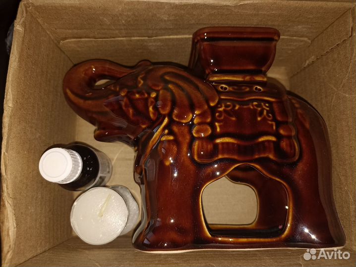 Подарочный набор-аромалампа,3 свечки,масло,новый