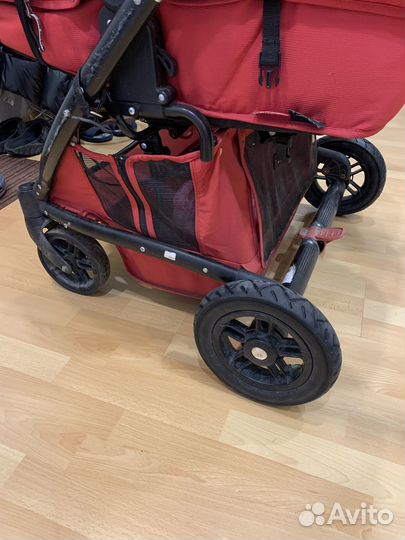 Коляска для двойни