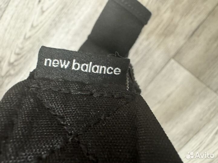 Поясная сумка New Balance