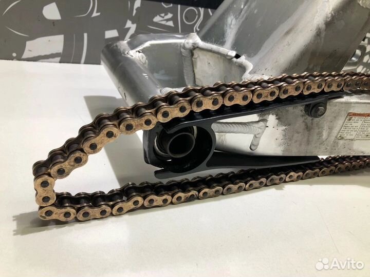 Маятник Suzuki GSX-R 1000 K3 2003г