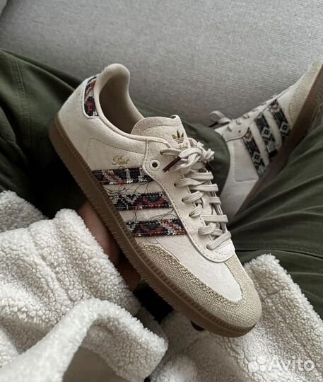 Adidas Samba x End