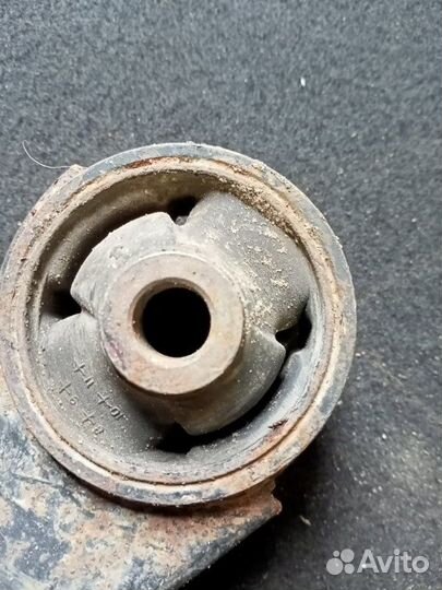 Рычаг подвески передний правый Kia Cerato 2009