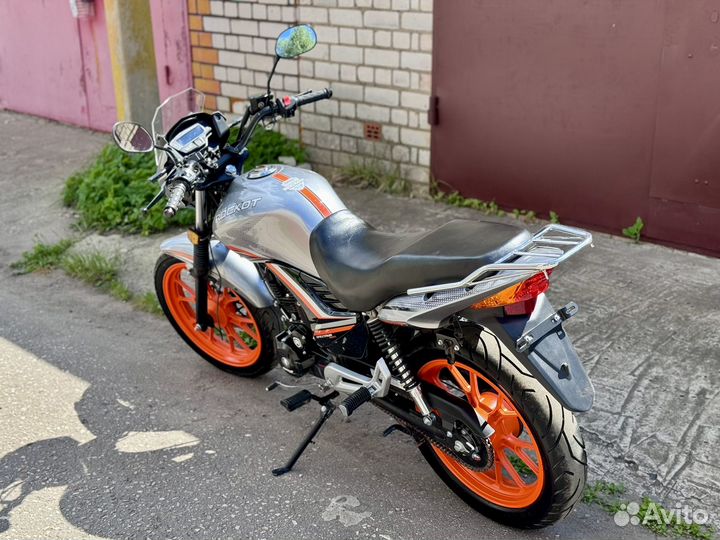 Мотоцикл rockot spectrum 150