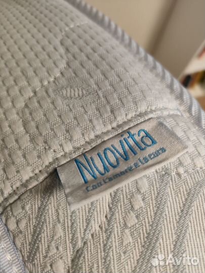 Овальный матрас в детскую кроватку