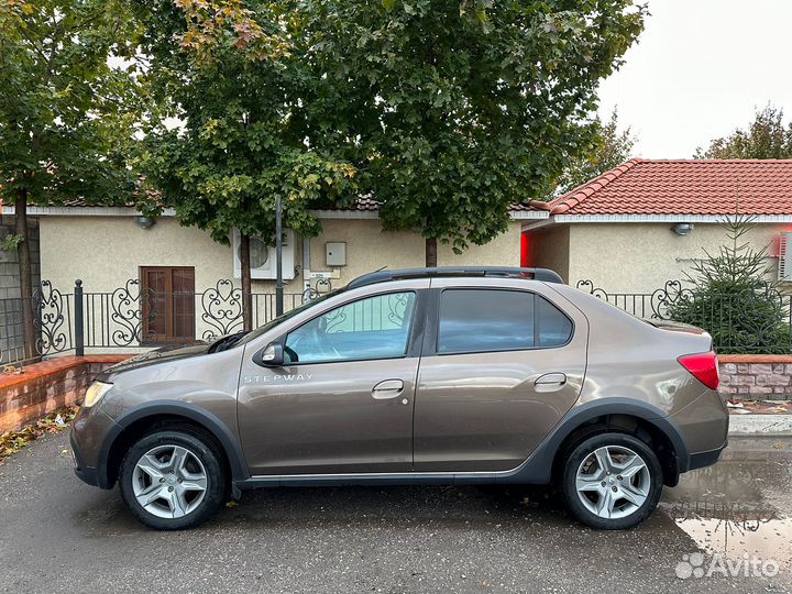 Renault Logan Stepway 1.6 МТ, 2018, 81 000 км