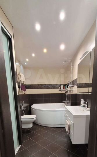 3-к. квартира, 85,3 м², 9/10 эт.