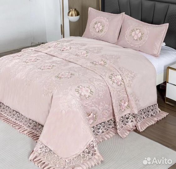 Покрывало с наволочками итальянский бархат
