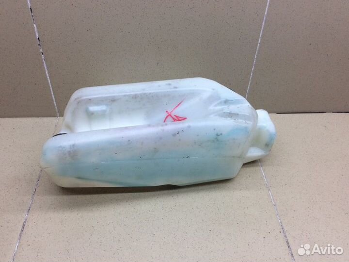 Бачок омывателя лобового стекла Mercedes Benz