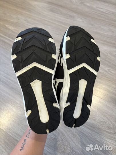 Кроссовки для мальчика Armani 35 размер