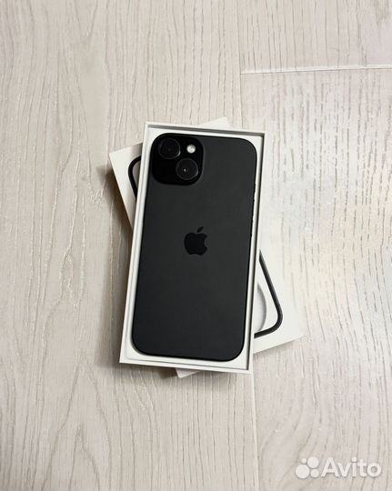 iPhone 15, 128 ГБ