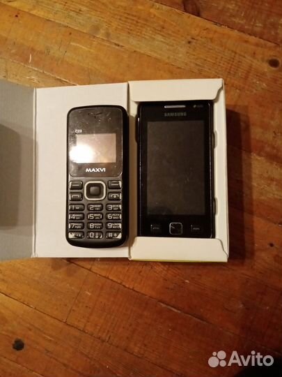 Планшеты телефоны