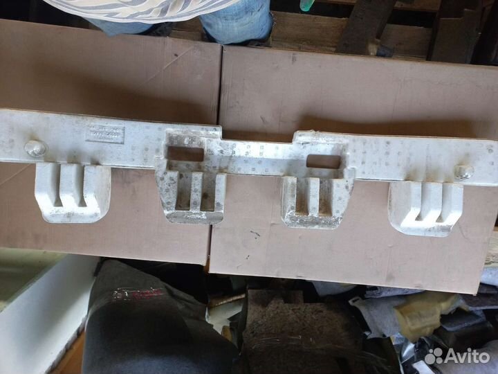 Абсорбер бампера задний Nissan Murano z51