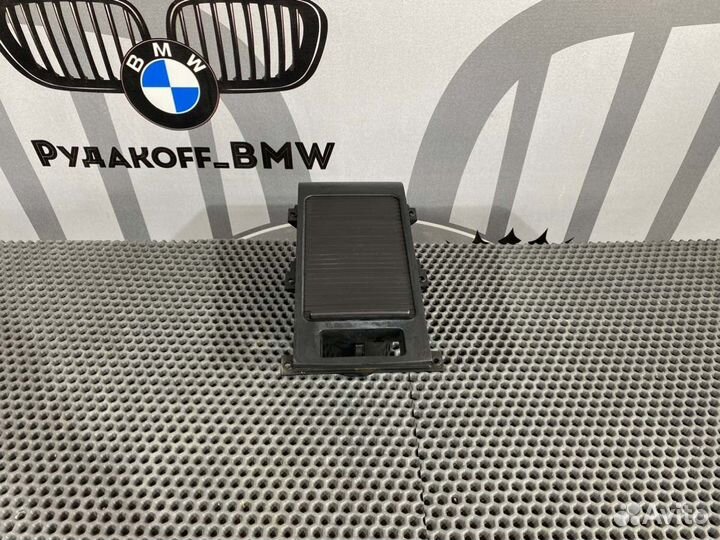 Подстаканник передний Bmw X5 E53 M57D30TU 2006