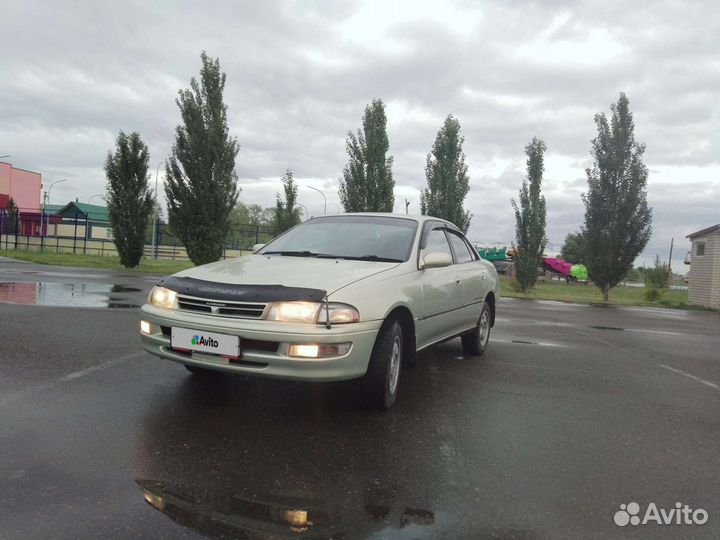 Toyota Carina 2.0 AT, 1994, 233 000 км
