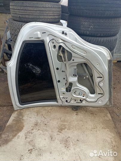 Задняя правая дверь Додж Неон Dodge neon
