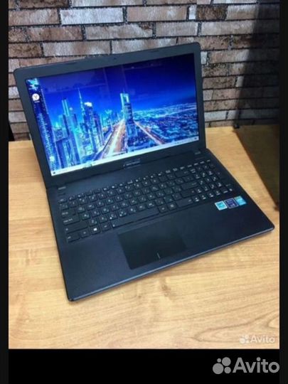 Ноутбук asus