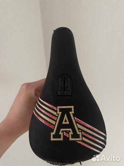 Седло для BMX Wethepeople