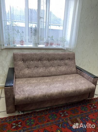 Диван и кресло