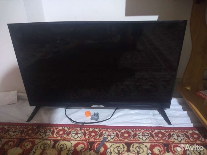 Телевизор на запчасти