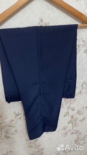 Классические синие брюки