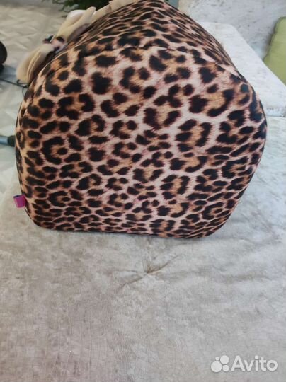 Лежанка для кошек