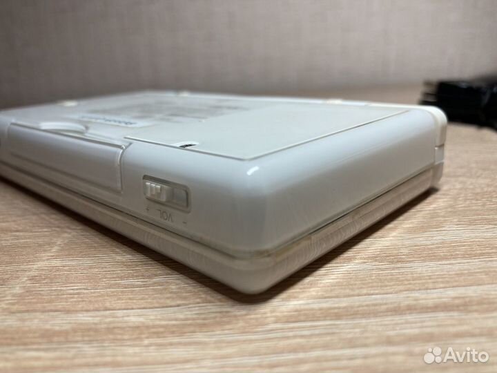 Nintendo DS lite