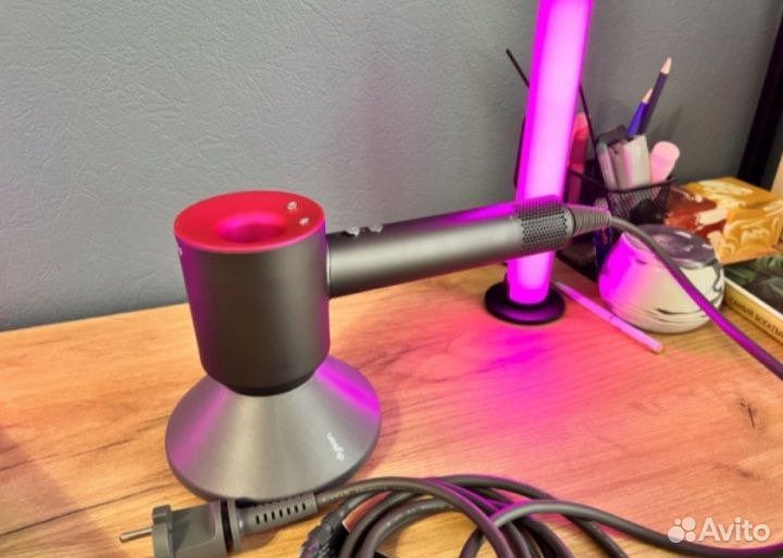 Фен dyson supersonic + расчёстка дайсон
