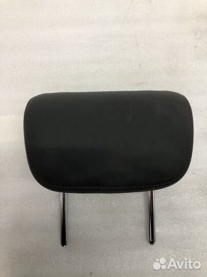 Подголовник задний Audi A6 (C7 4G) 2018