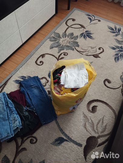 Большой пакет женских вещей 42-44