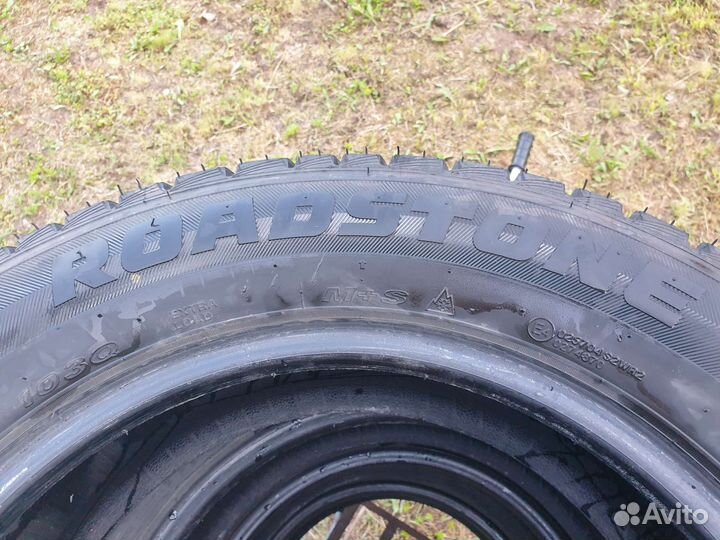 Roadstone Winguard Ice SUV 225/60 R17 103Q