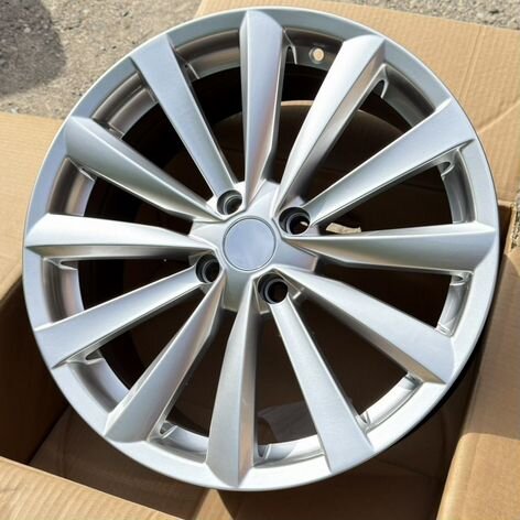 Литые диски Sakura Wheels 181 7×R17 4×98