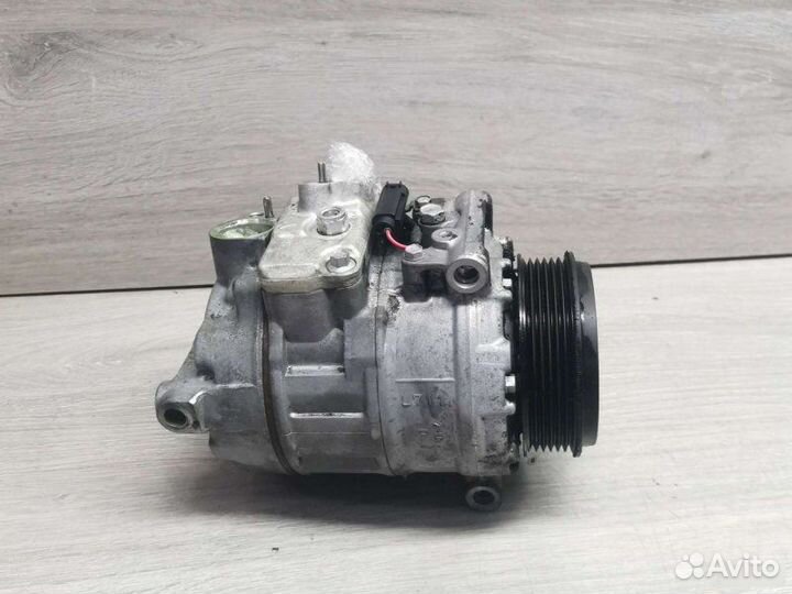 Компрессор кондиционера Mercedes C W203