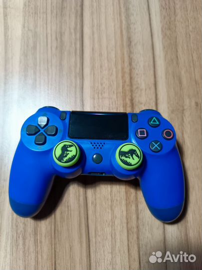 Геймпад DualShock 4 PS4