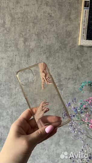 Чехол на iPhone 13