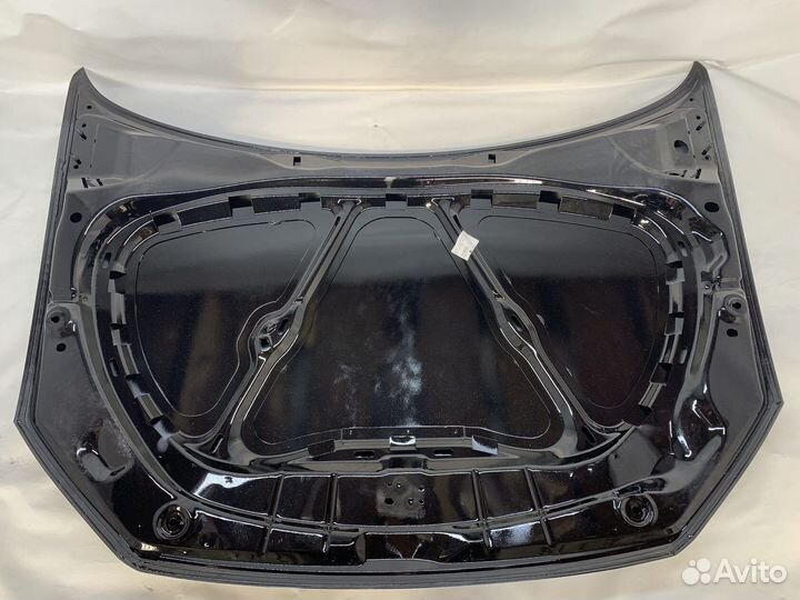 Капот Volkswagen Polo 2015 Белый цвет