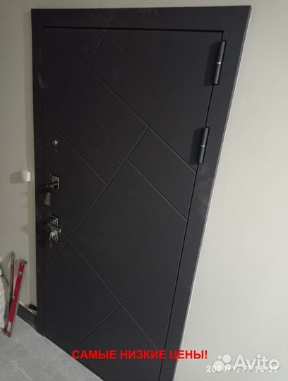 Толстая дверь входная металлическая с бесплатной у