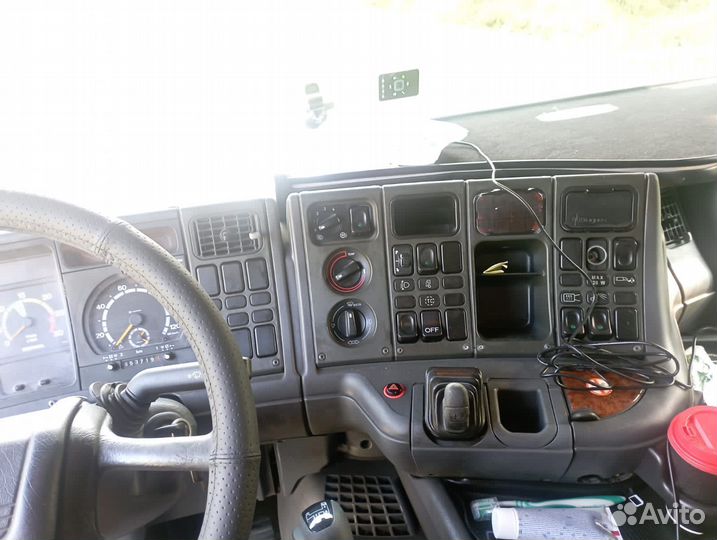Scania 4-Series, 2003