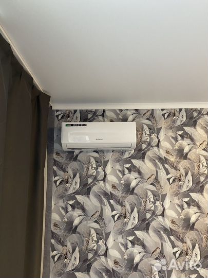 Установка сплит-систем. Закладка трасс. Мойка